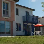 Maison Spacieuse Avec Terrasse Pour 8 Personnes - Api-1-52-1374 Carla-Bayle