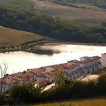 Maison Spacieuse Avec Terrasse Pour 8 Personnes - Api-1-52-1374 * Carla-Bayle