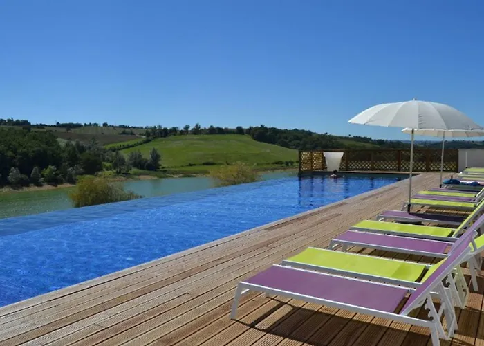 Maison Spacieuse Avec Terrasse Pour 8 Personnes - Api-1-52-1374 * Carla-Bayle