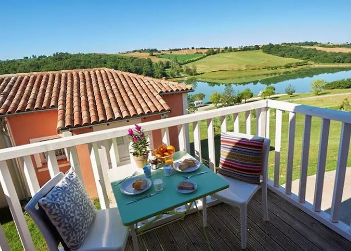 Maison Spacieuse Avec Terrasse Pour 8 Personnes - Api-1-52-1374 Kemp Carla-Bayle